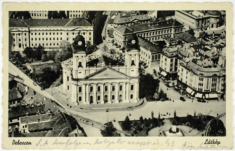 Reformierte Großkirche am Hauptplatz in Debrezin, Postkarte vor 1945 [Foto: Herder-Institut Marburg, Bildarchiv Inv. Nr. 148992].
